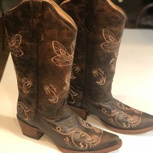 Women's western boots